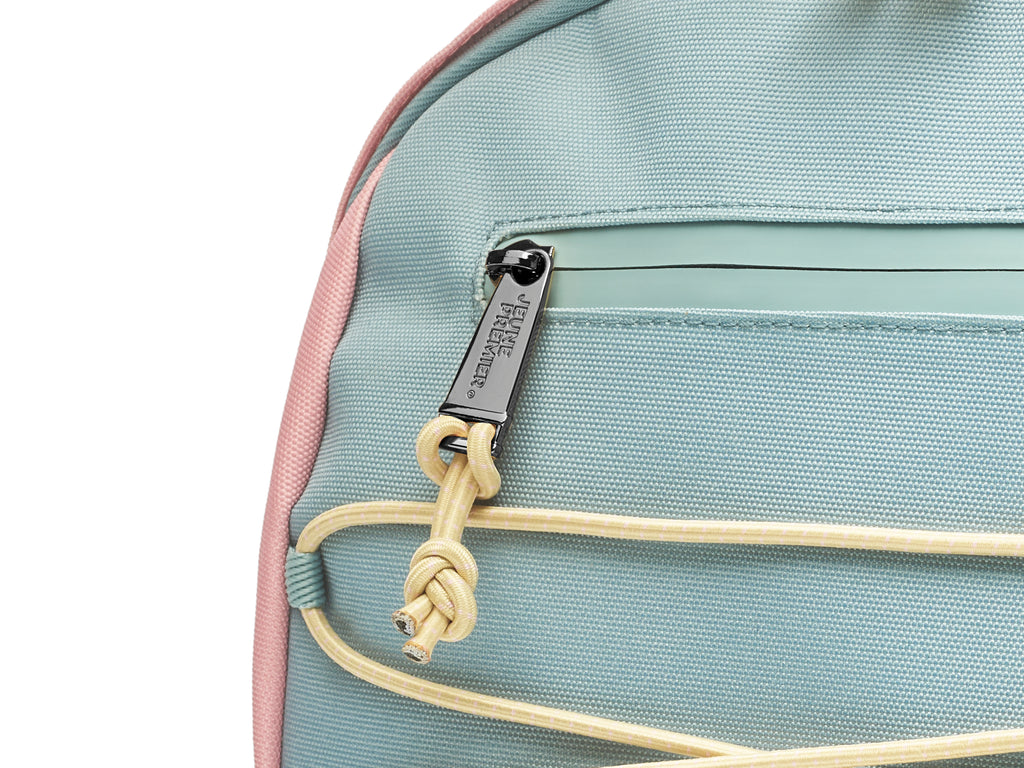 JEUNE PREMIER COLLEGE- Pastel