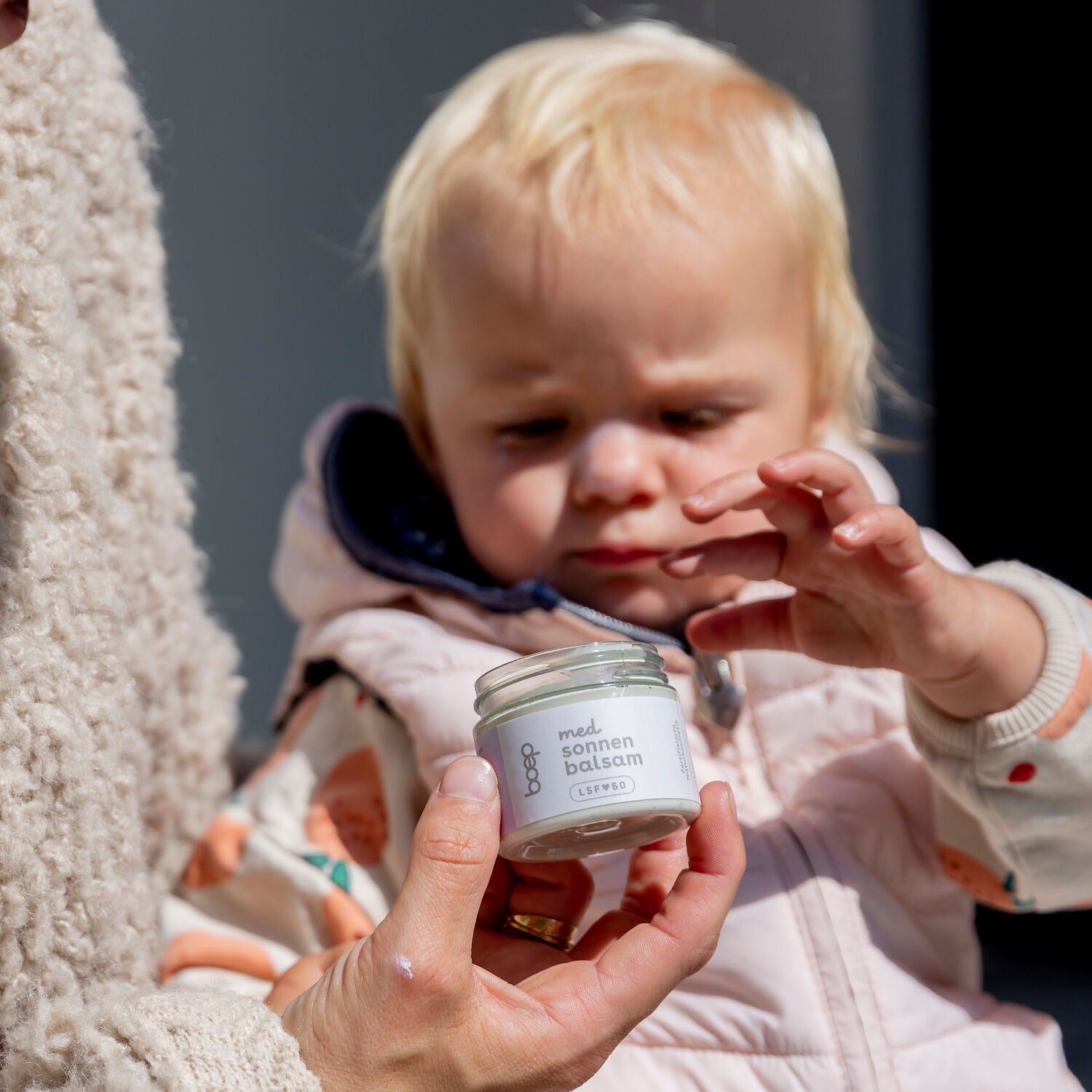 Srednje velik balzam za sončenje SPF 50